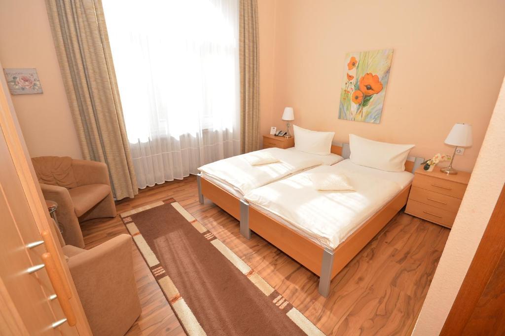 Hotel Boelts Am Park BRE Room photo