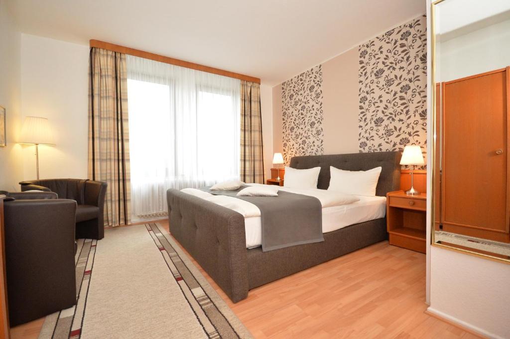 Hotel Boelts Am Park BRE Room photo